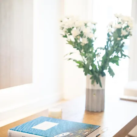 Luxury Modern Near Acropolis Apartment Athens