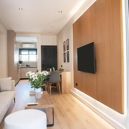 Luxury Modern Near Acropolis Athens