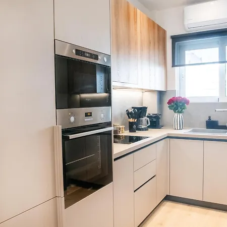 Luxury Modern Near Acropolis Athens