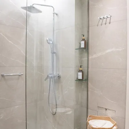 Luxury Modern Near Acropolis Apartment Athens
