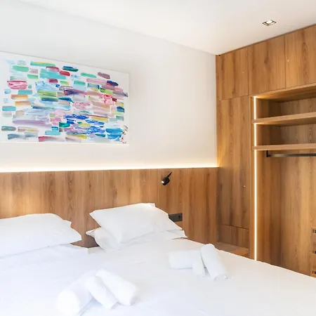 Luxury Modern Near Acropolis * Athens